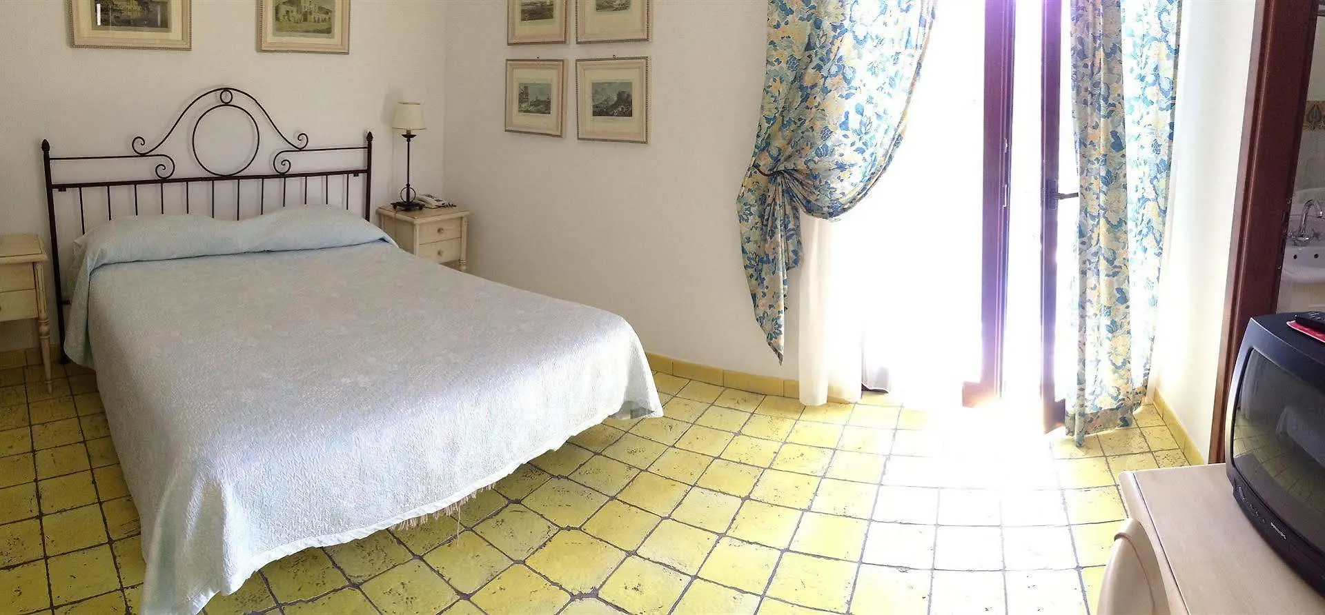 Hotel Rocce Azzurre Lipari